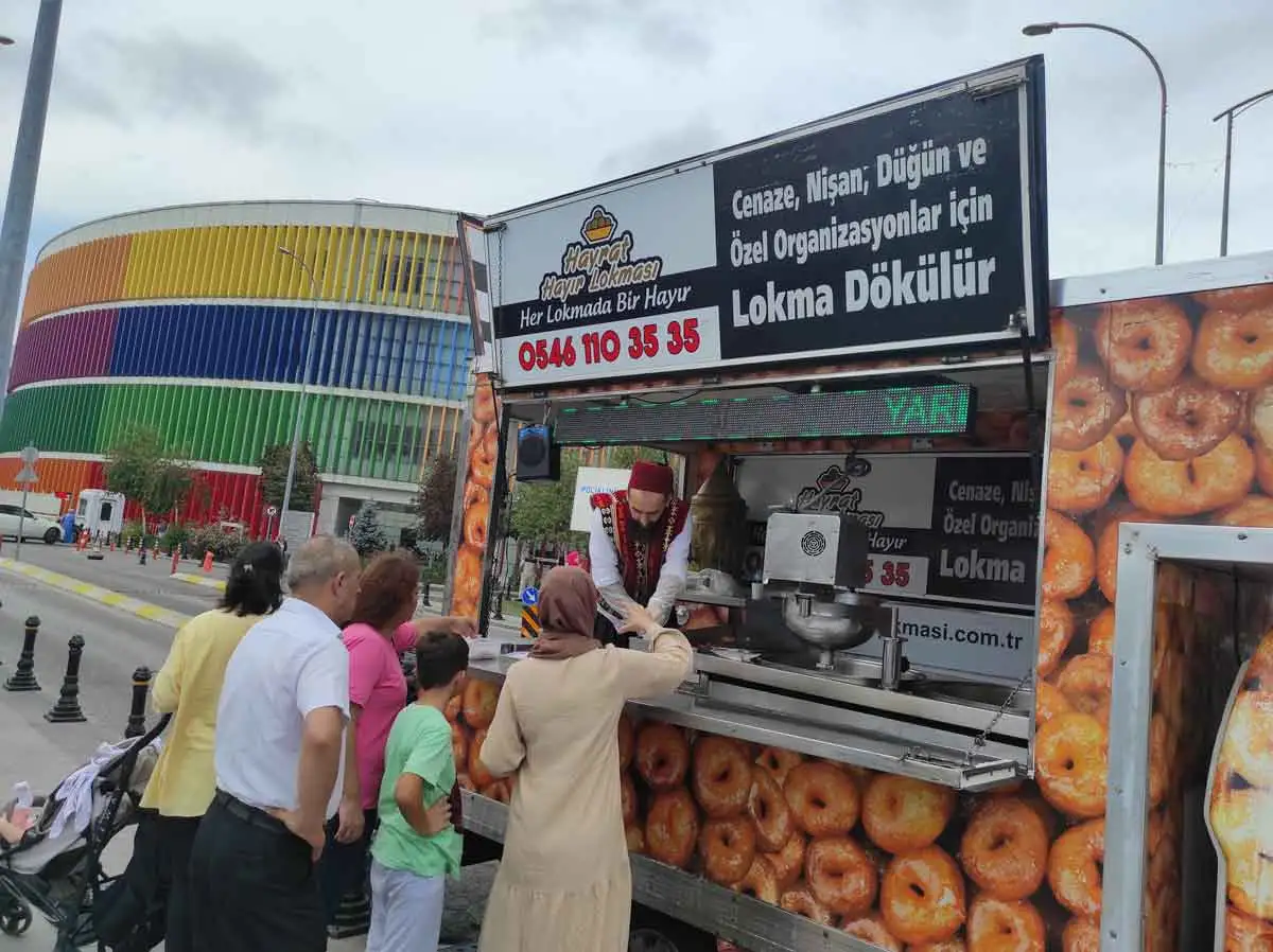 Hayır Lokması İstanbul Lokmacı Lokma Döktürme